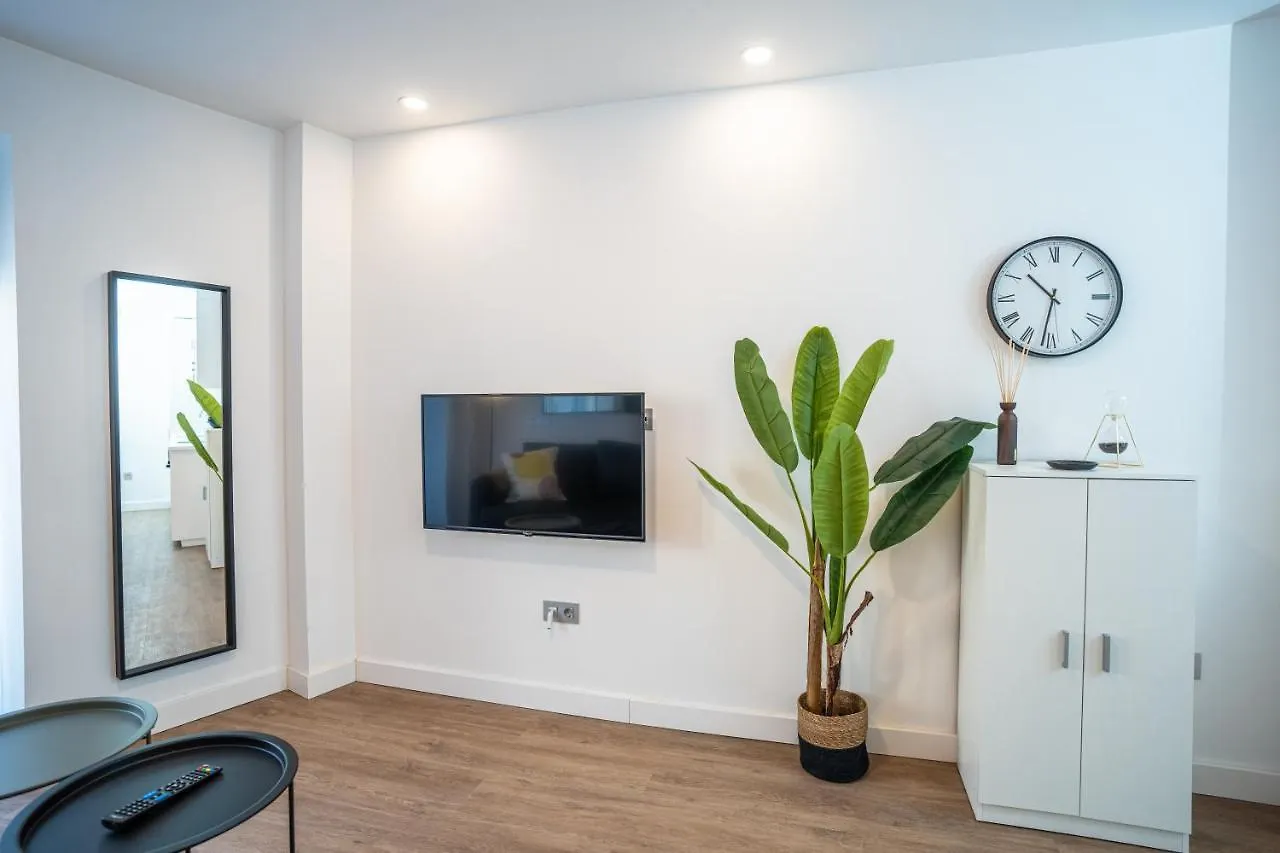 Trendy Homes Puerta Purchena Αλμερία