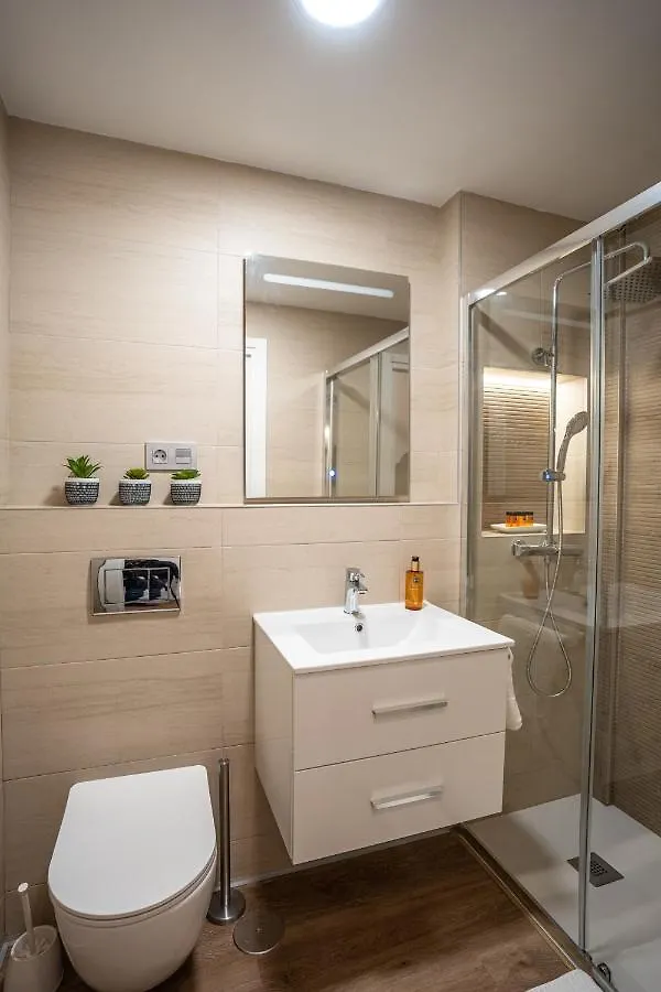 Trendy Homes Puerta Purchena Αλμερία
